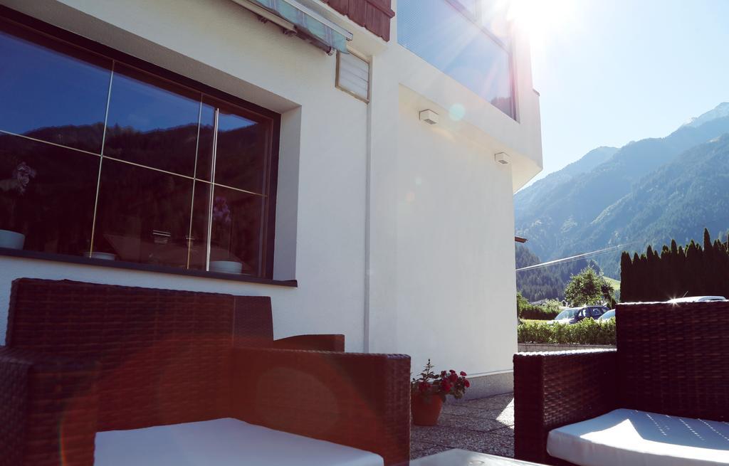 Hotel & Suites Glueck Auf Mayrhofen Ngoại thất bức ảnh